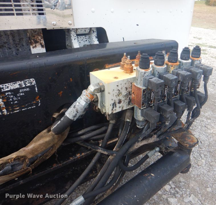 image for item HT9457 2004 Peterbilt 320  pot hole patcher truck