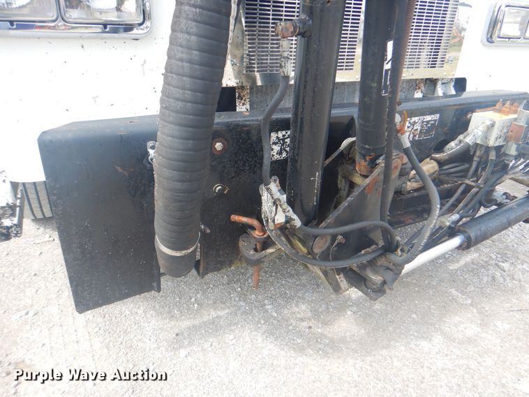 image for item HT9457 2004 Peterbilt 320  pot hole patcher truck