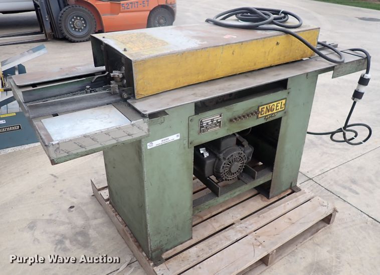 image for item IB9068 Engell 825 roll forming machine