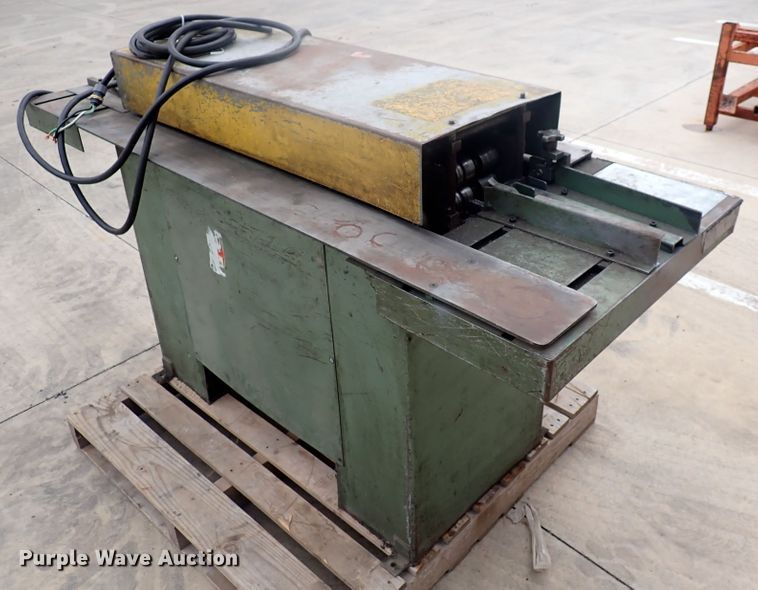 image for item IB9068 Engell 825 roll forming machine