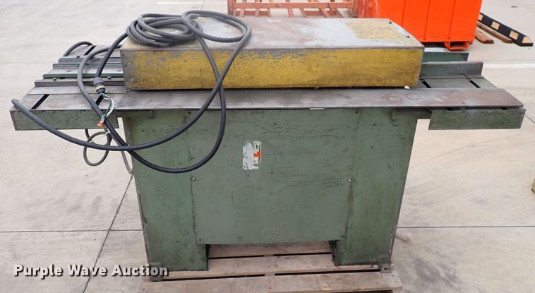 image for item IB9068 Engell 825 roll forming machine