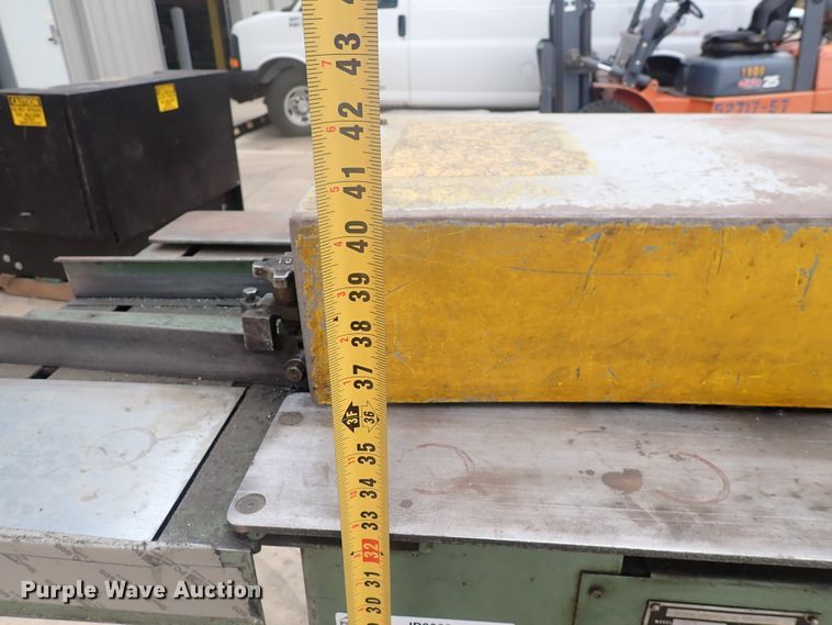 image for item IB9068 Engell 825 roll forming machine