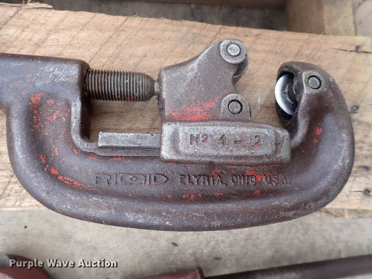 image for item IB9069 (4) Ridgid copper cutting machines