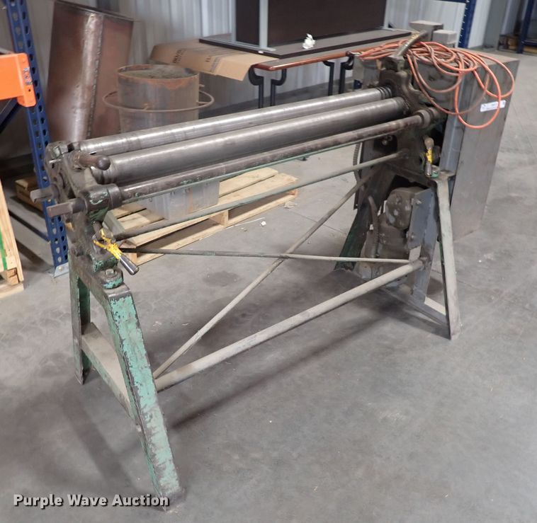 image for item IB9073 Metal roller