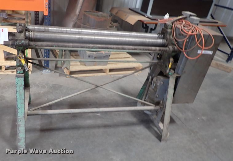 image for item IB9073 Metal roller