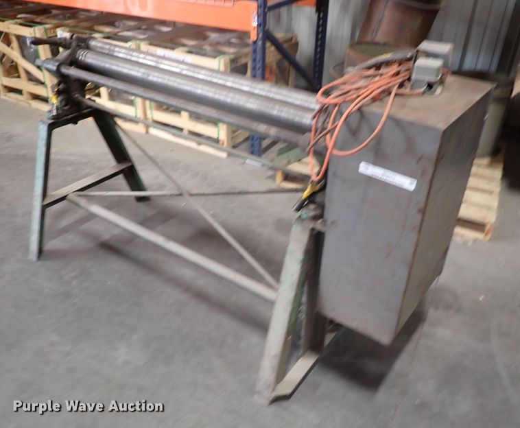 image for item IB9073 Metal roller