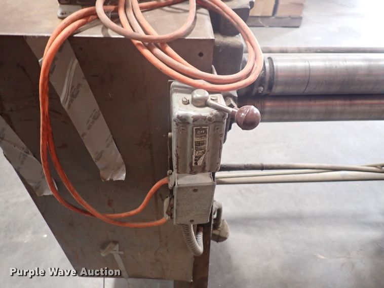 image for item IB9073 Metal roller