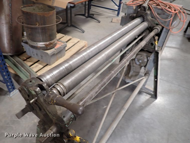 image for item IB9073 Metal roller