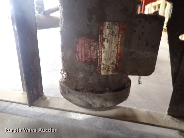 image for item IB9073 Metal roller