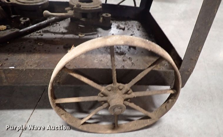 image for item IB9074 Oster Pipe Master