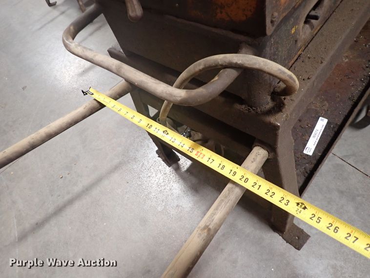 image for item IB9074 Oster Pipe Master