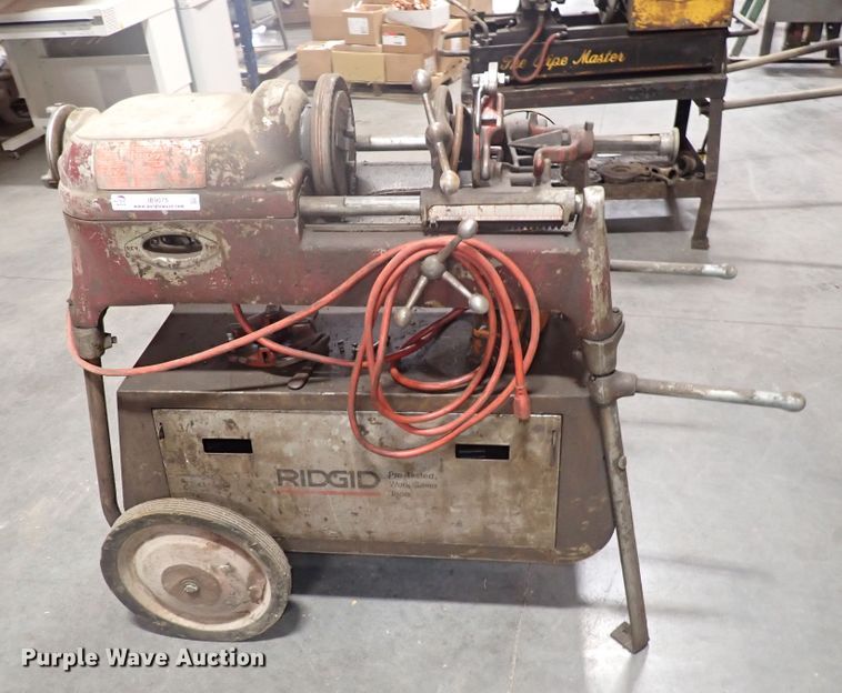 image for item IB9075 Ridgid 535 pipe machine