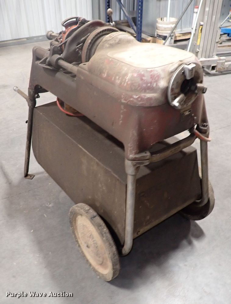 image for item IB9075 Ridgid 535 pipe machine