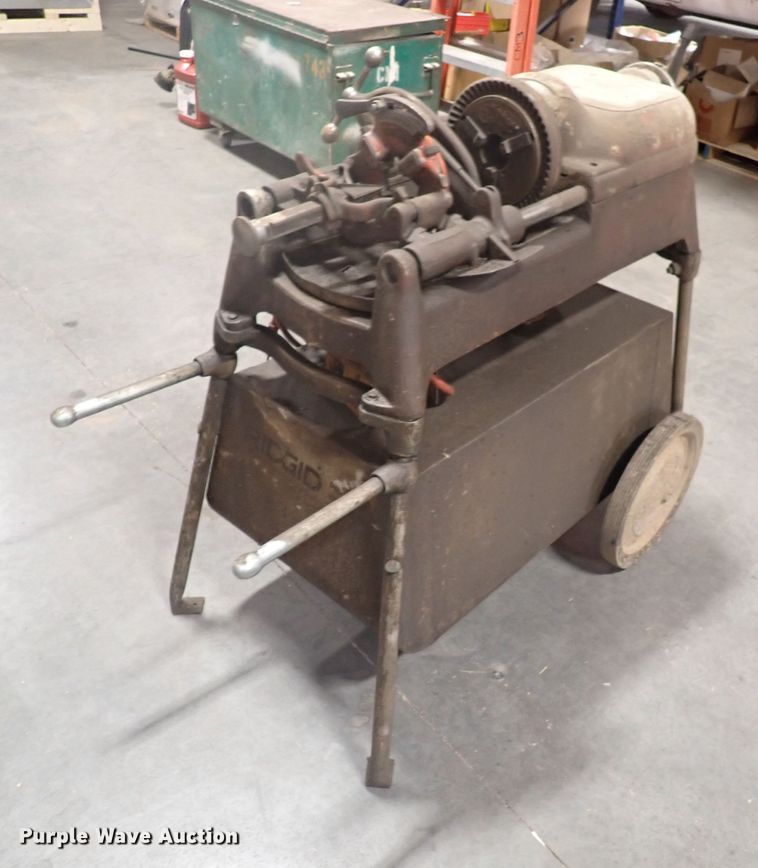 image for item IB9075 Ridgid 535 pipe machine