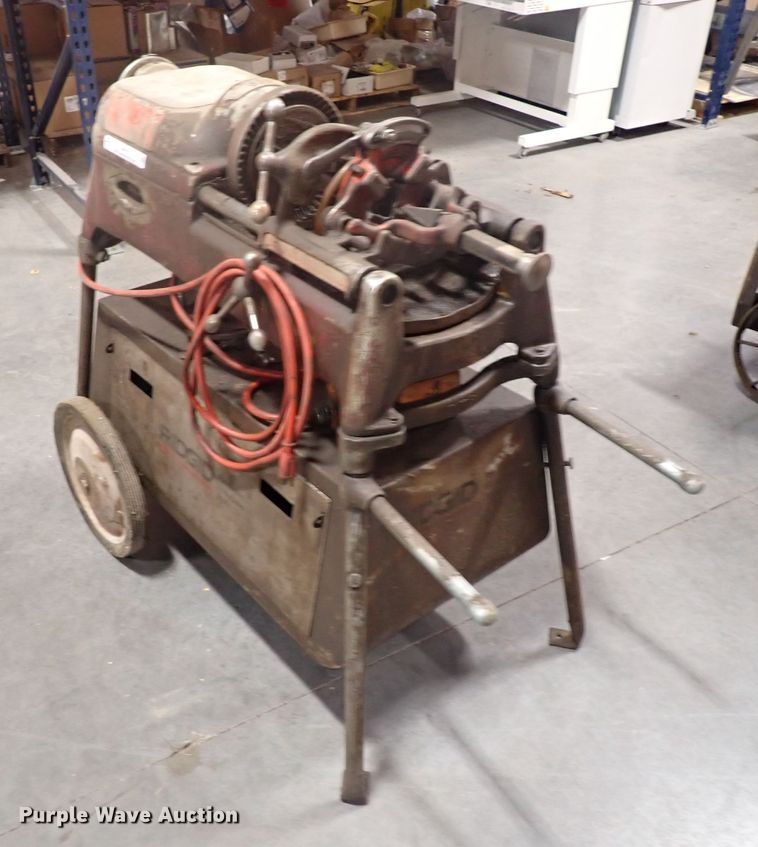 image for item IB9075 Ridgid 535 pipe machine