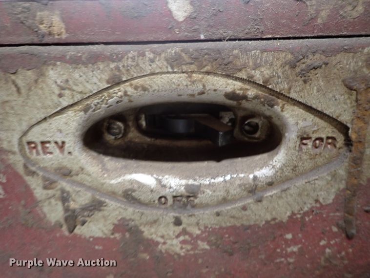 image for item IB9075 Ridgid 535 pipe machine