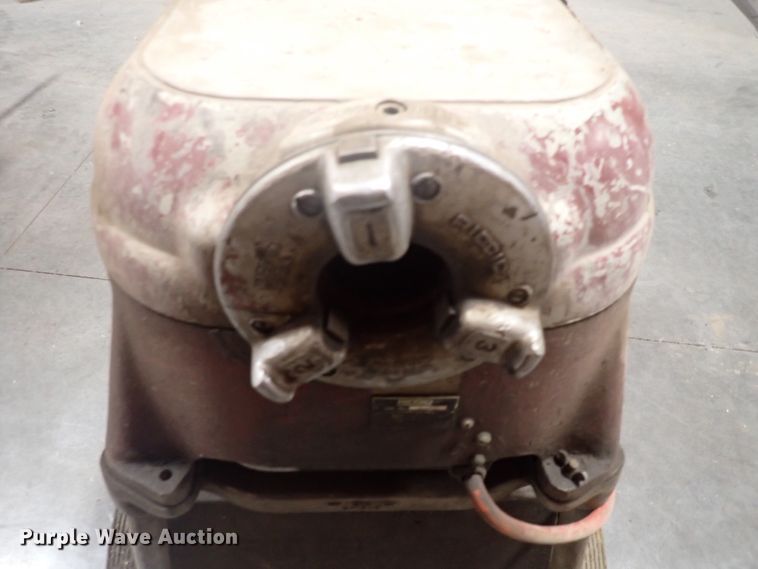 image for item IB9075 Ridgid 535 pipe machine