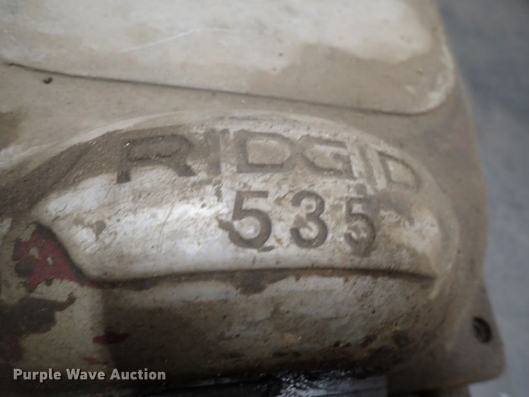 image for item IB9075 Ridgid 535 pipe machine