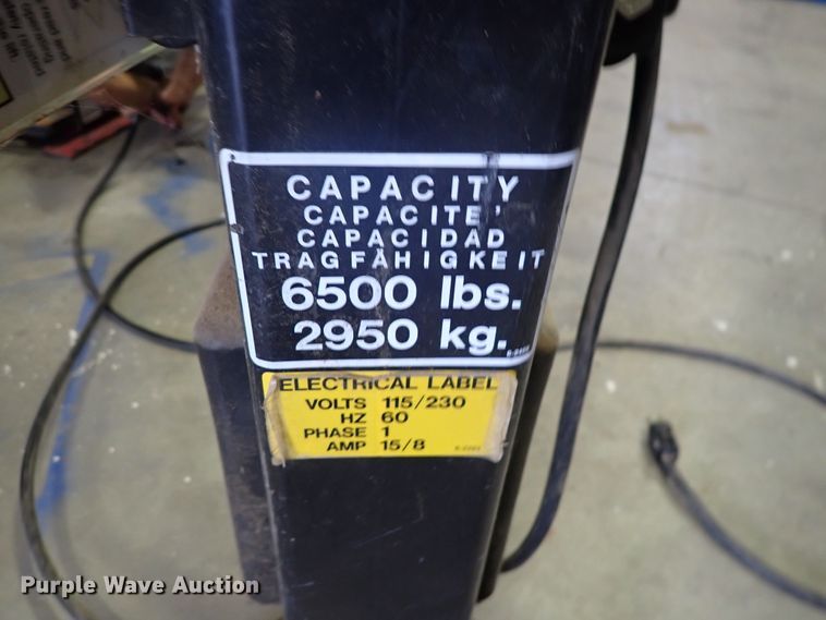 image for item IB9078 Wheeltronic AB-1425  platform lift