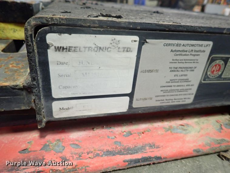 image for item IB9078 Wheeltronic AB-1425  platform lift