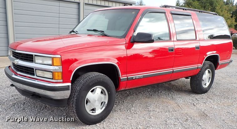 image for item IC9500 1999 Chevrolet Suburban 1500  SUV