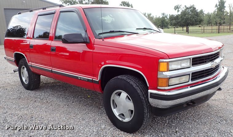image for item IC9500 1999 Chevrolet Suburban 1500  SUV