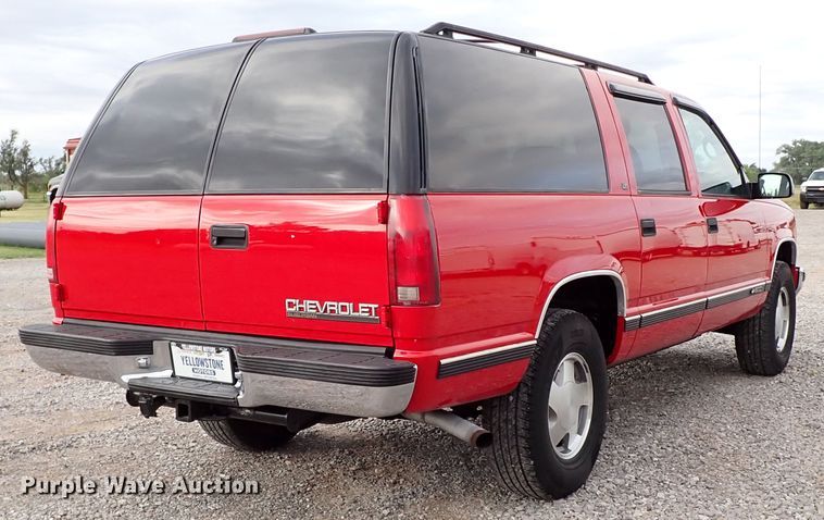 image for item IC9500 1999 Chevrolet Suburban 1500  SUV