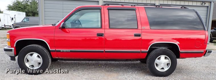 image for item IC9500 1999 Chevrolet Suburban 1500  SUV
