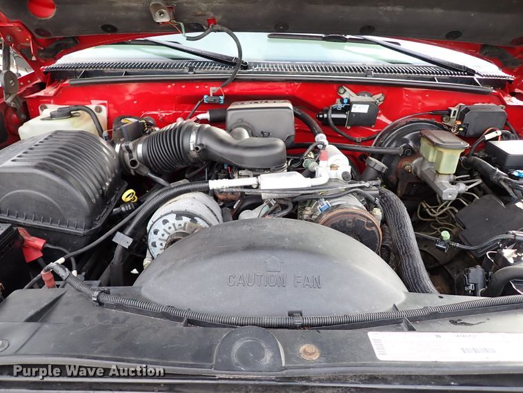 image for item IC9500 1999 Chevrolet Suburban 1500  SUV