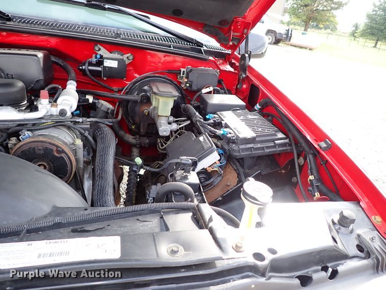 image for item IC9500 1999 Chevrolet Suburban 1500  SUV