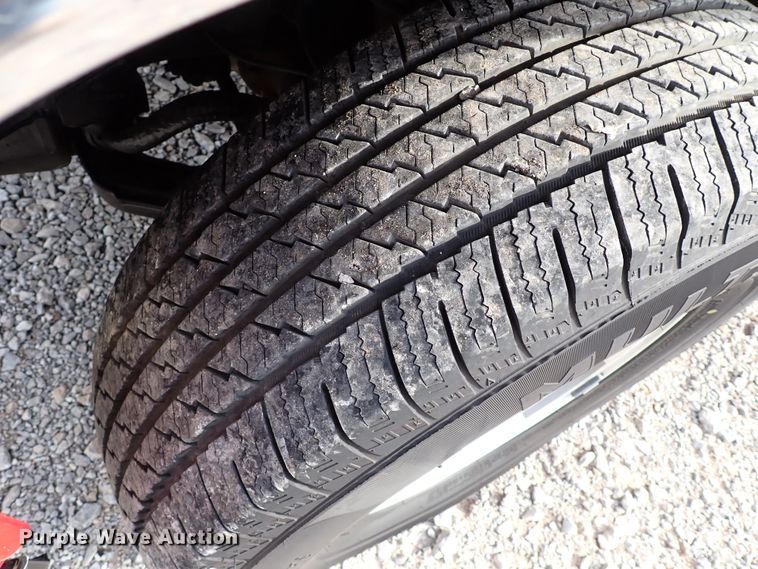 image for item IC9500 1999 Chevrolet Suburban 1500  SUV