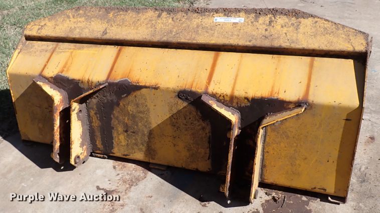 image for item IC9556 77" W loader bucket