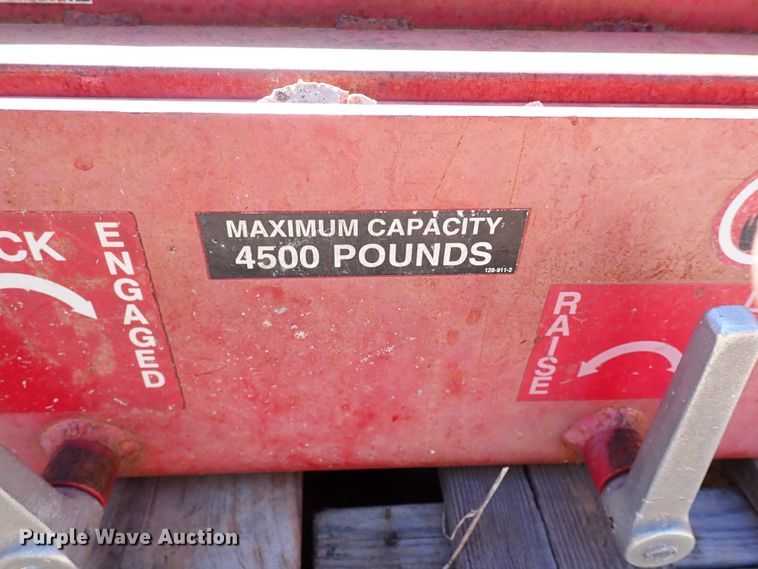 image for item IC9557 Hunter RX  automotive lift