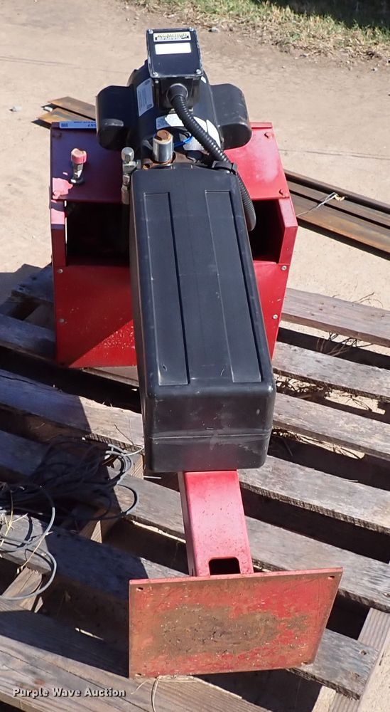 image for item IC9557 Hunter RX  automotive lift