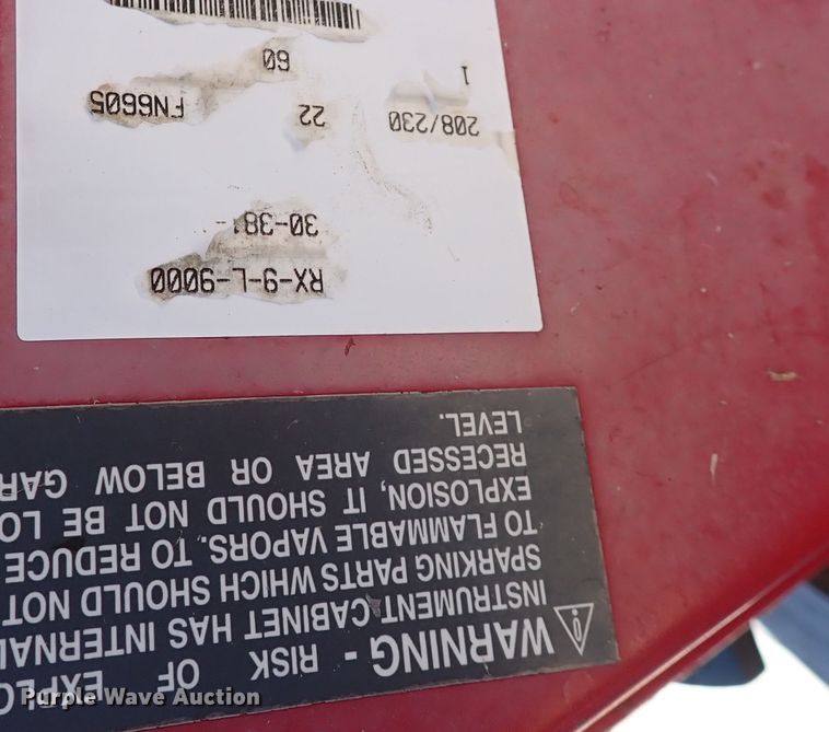 image for item IC9557 Hunter RX  automotive lift