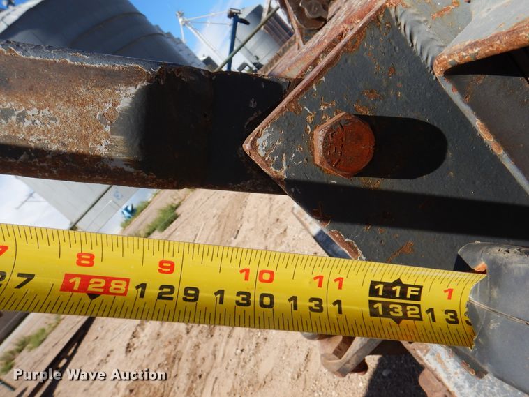 image for item IJ9497 2004 Ford F550 Super Duty  winch truck