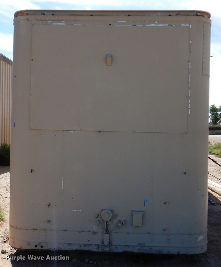 image for item IJ9498 Enclosed cargo body