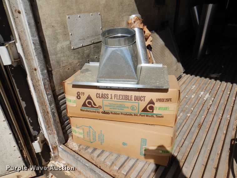 image for item IJ9498 Enclosed cargo body