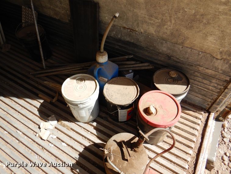 image for item IJ9498 Enclosed cargo body