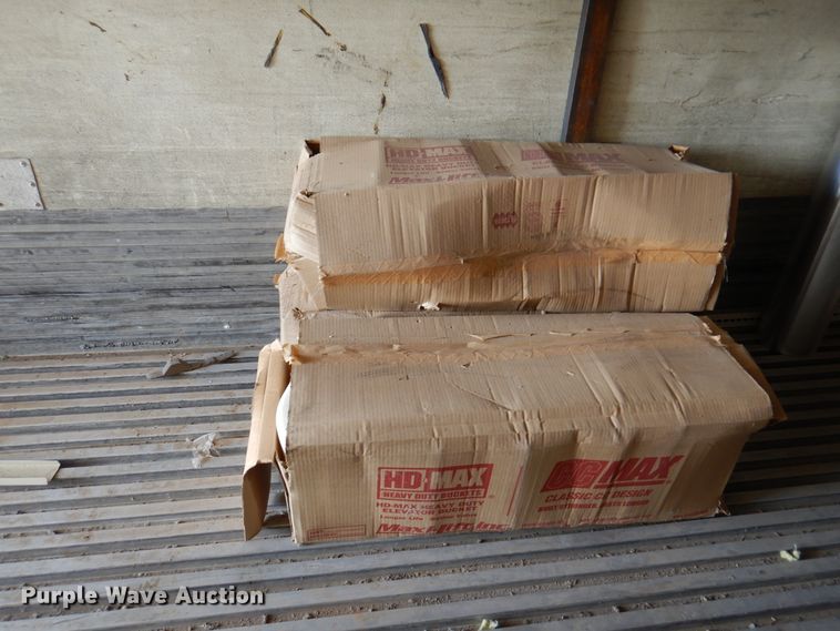 image for item IJ9498 Enclosed cargo body