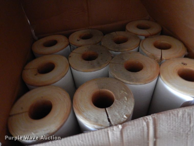 image for item IJ9498 Enclosed cargo body