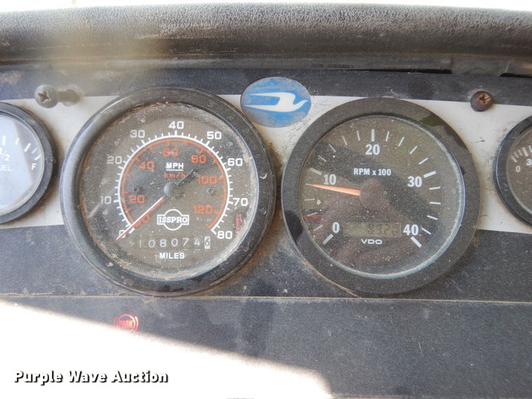 image for item IK9504 2001 Blue Bird All American  school bus