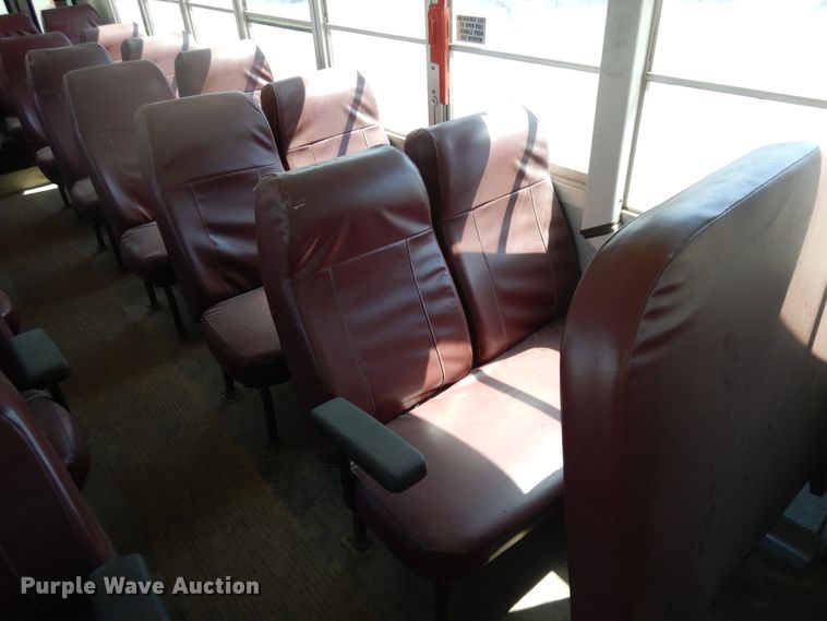 image for item IK9504 2001 Blue Bird All American  school bus