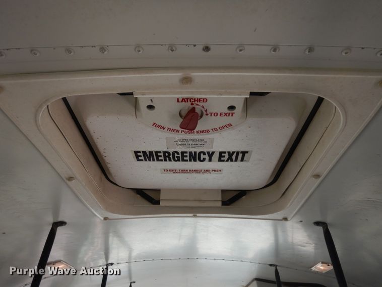 image for item IK9504 2001 Blue Bird All American  school bus