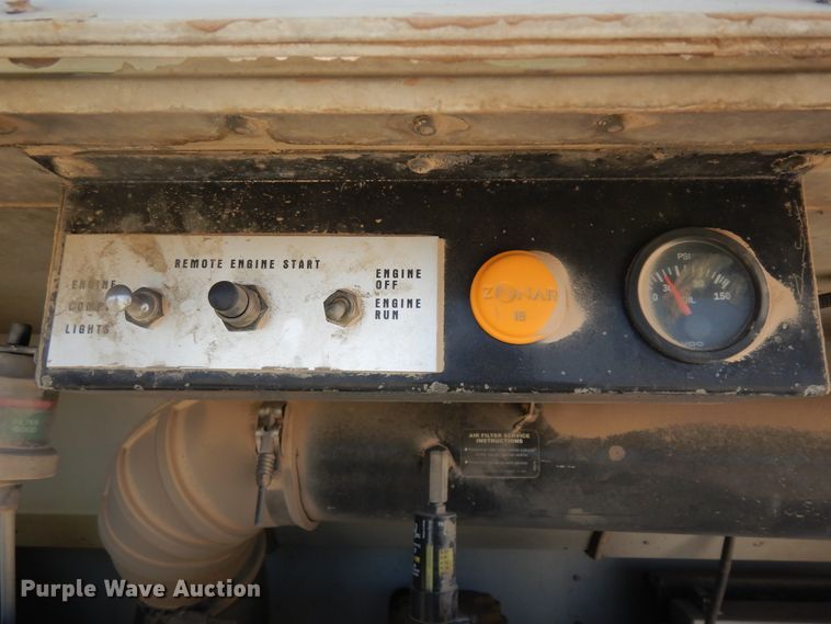 image for item IK9504 2001 Blue Bird All American  school bus