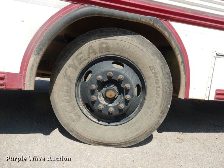 image for item IK9504 2001 Blue Bird All American  school bus