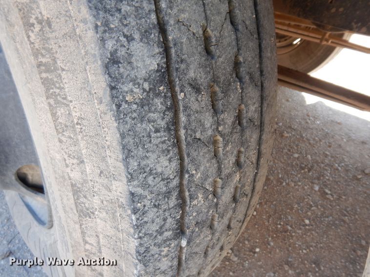 image for item IK9504 2001 Blue Bird All American  school bus