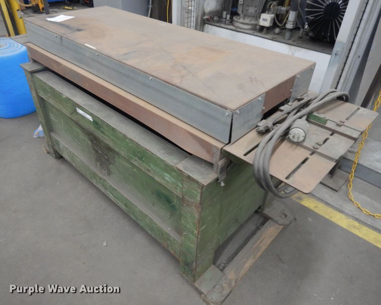 image for item IK9513 Lockformer roll former