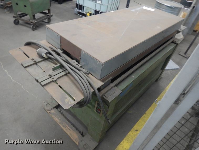 image for item IK9513 Lockformer roll former