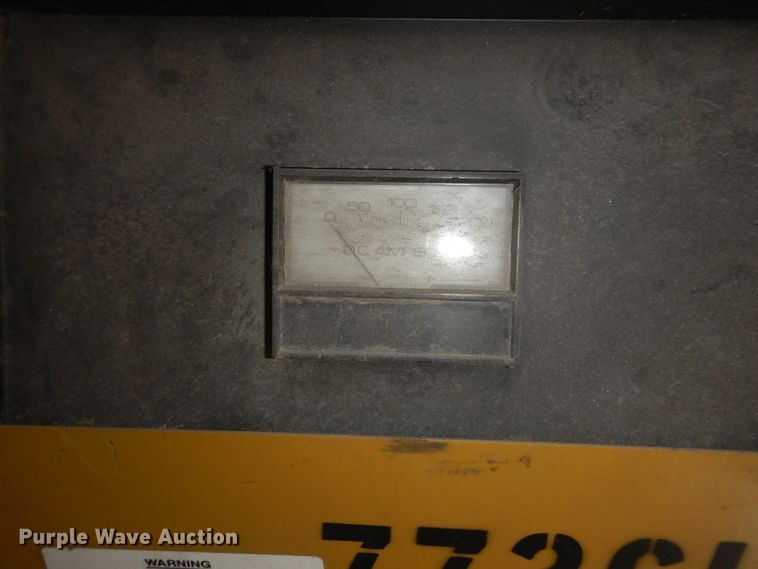 image for item IK9516 Yale forklift battery charger